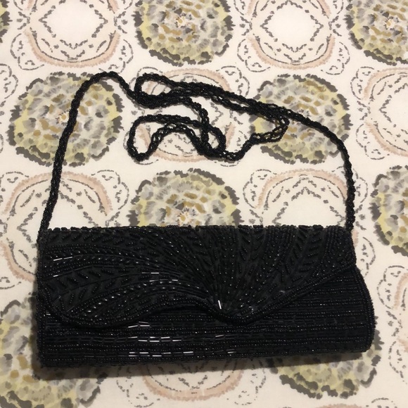 New- Beautiful beaded classic black clutch - Picture 4 of 4